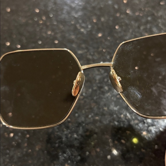 DIFF Gold Sunglasses for Women main image 4